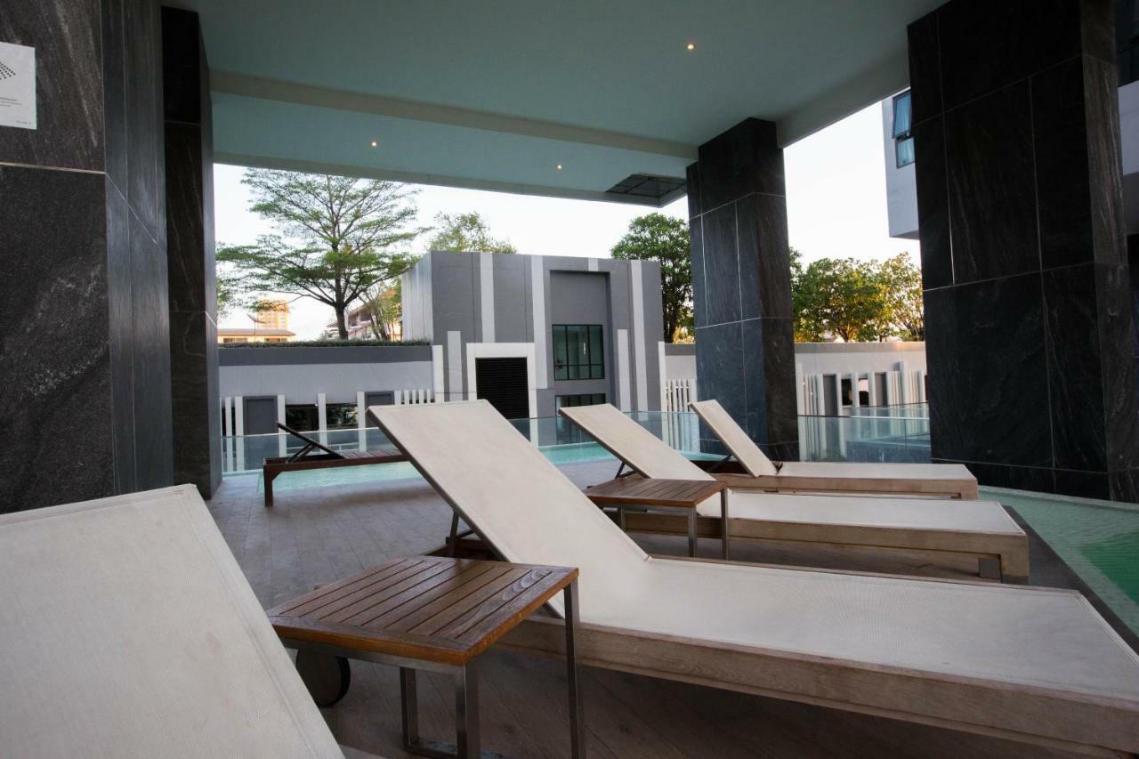 The Base Central Pattaya By Pattaya Holiday Esterno foto